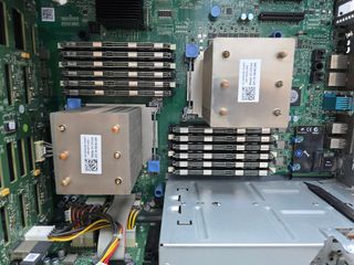 Servidor Dell PowerEdge T610 192 Gb RAM 