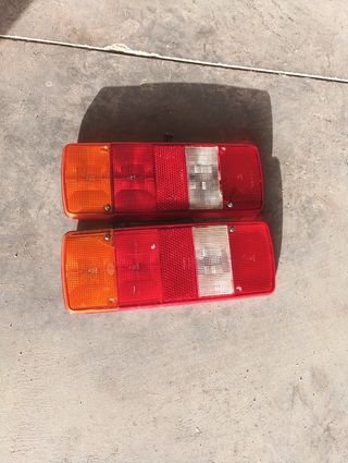 Tulipas Piloto trasero Nissan, etc.