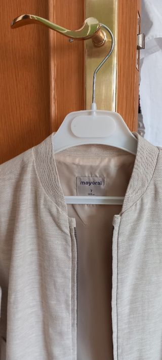 Chaqueta niño beige