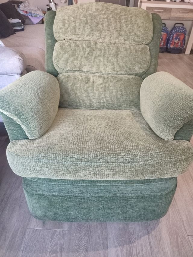 Sillón relax giratorio y balancín verde
