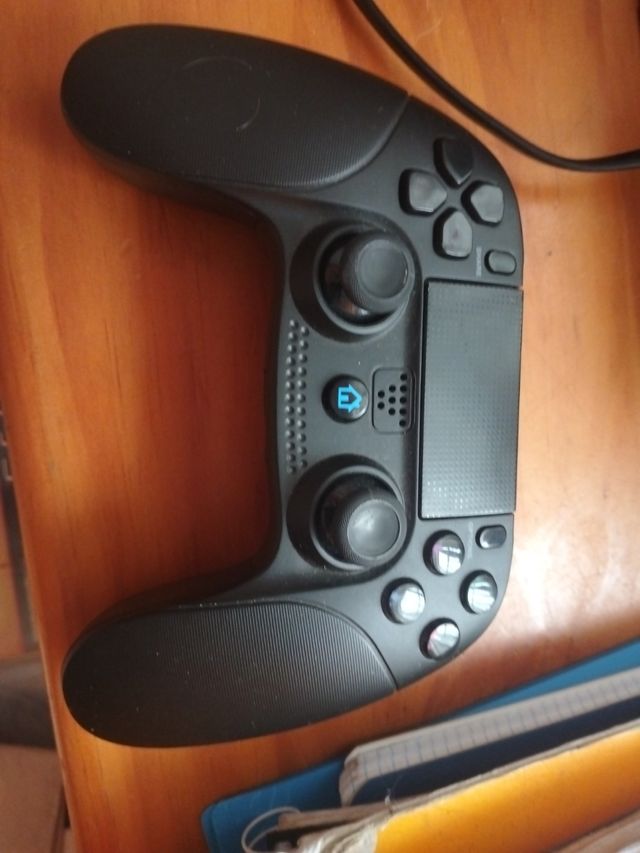 Mando inalámbrico negro