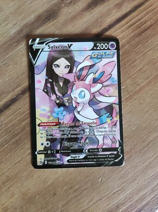 Carta Pokémon Sylveon V TG14