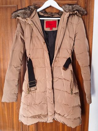 Abrigo color camel de Mango