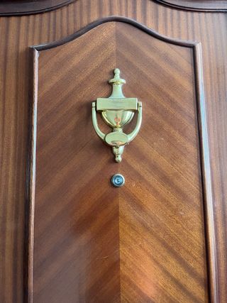 Puerta entrada interior.