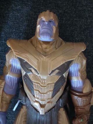 Giocattoli MARVEL - THANOS e CAPTAIN AMERICA