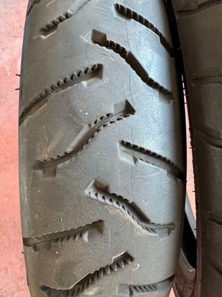 Neumáticos moto Michelin mixtos casi nuevos