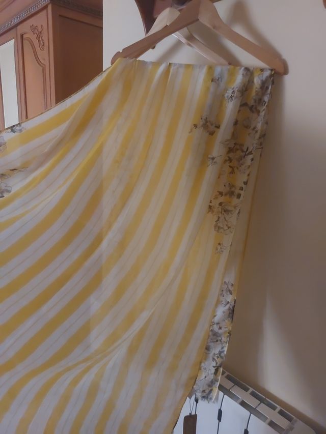 Pañuelo Otoñal Rayas Amarillas y Blancas