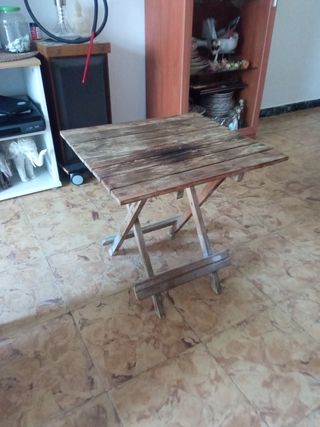 Mesa auxiliar de madera plegable