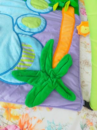 Parque infantil alfombra de actividades