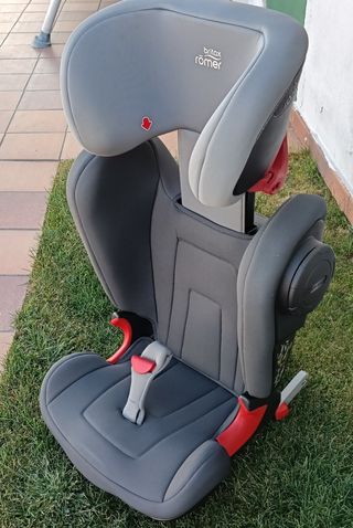 Silla coche niño 15-36 kg Britax Römer
KID FIX2 S
