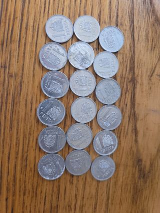 18 Monedas 1 Peseta Aluminio.