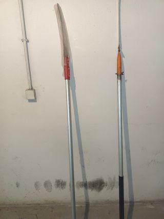 Serrucho de podar con cuerda