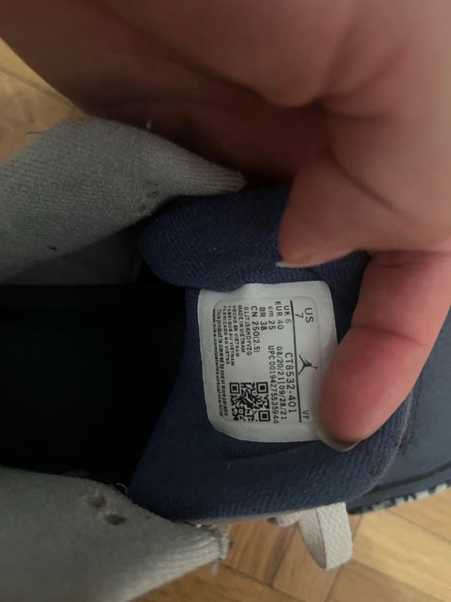 Lote de Zapatillas Hummel, Le Coq Sportif y Jordan