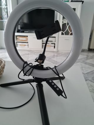 Aro de Luz LED RGB con Trípode