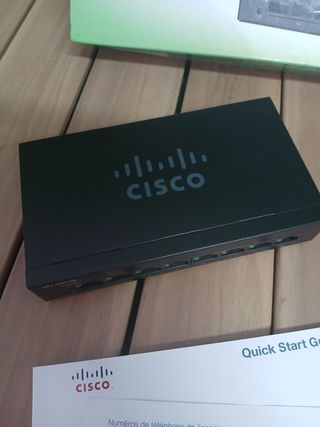 Cisco Switch no administrado SF110D-08 de Cisco