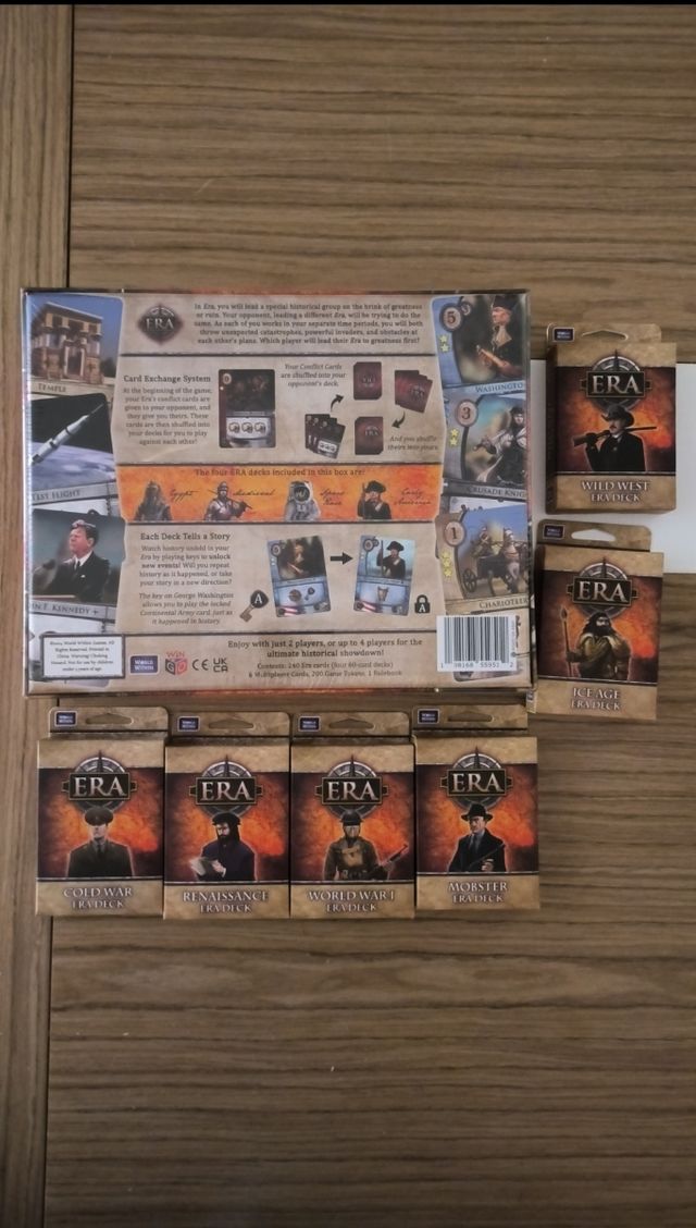 Juego de cartas ERA: A Historical Card Game