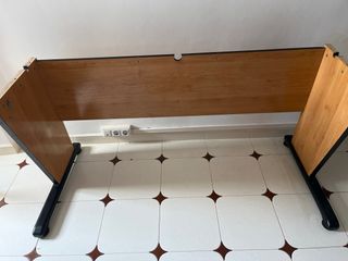 Mesa de despacho madera y sillón de regalo
