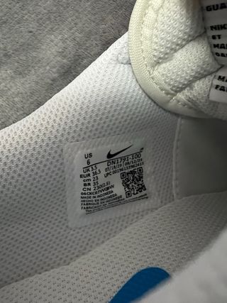 Nike Cortez Blancas y Negras 36.5