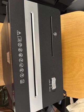 Distruggidocumenti Hama X10CD per Carta e CD