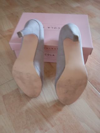 Zapatos de tacón PICCOLA PIU beige