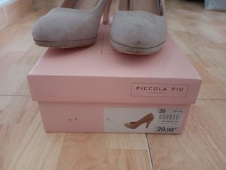 Zapatos de tacón PICCOLA PIU beige