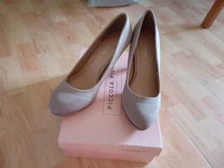 Zapatos de tacón PICCOLA PIU beige