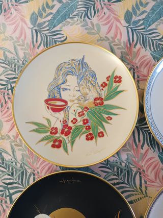 4 Piatti Decorativi con Profilo Oro