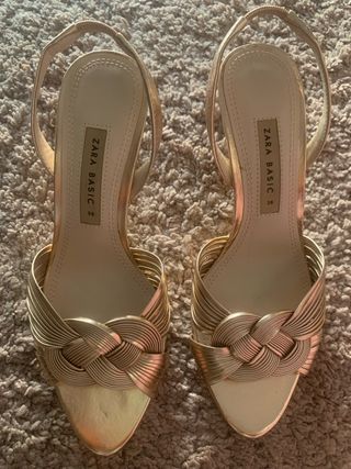 Sandalias Zara Doradas Talla 36