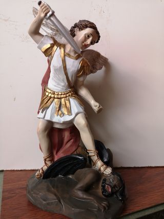 Statua San Michele Arcangelo