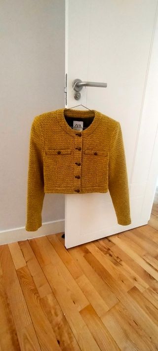 Chaqueta Zara amarilla corta T-S