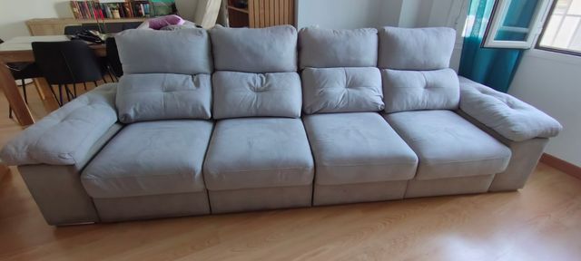 SOFA GRAN TAMAÑO Y CONFORT