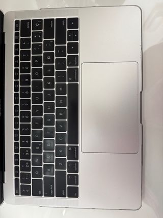 MacBook Pro 13” 
Plata 