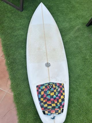 Tabla de surf 6'0
modelo Unit de SUPERbrand(AUS)
