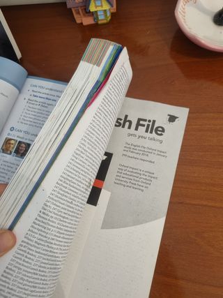 English File A2/b1 Student's Book And Workbook ...