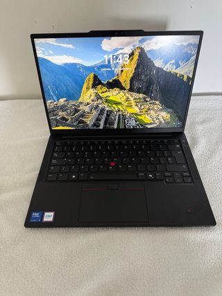 Portátil Lenovo ThinkPad E14 Gen 7