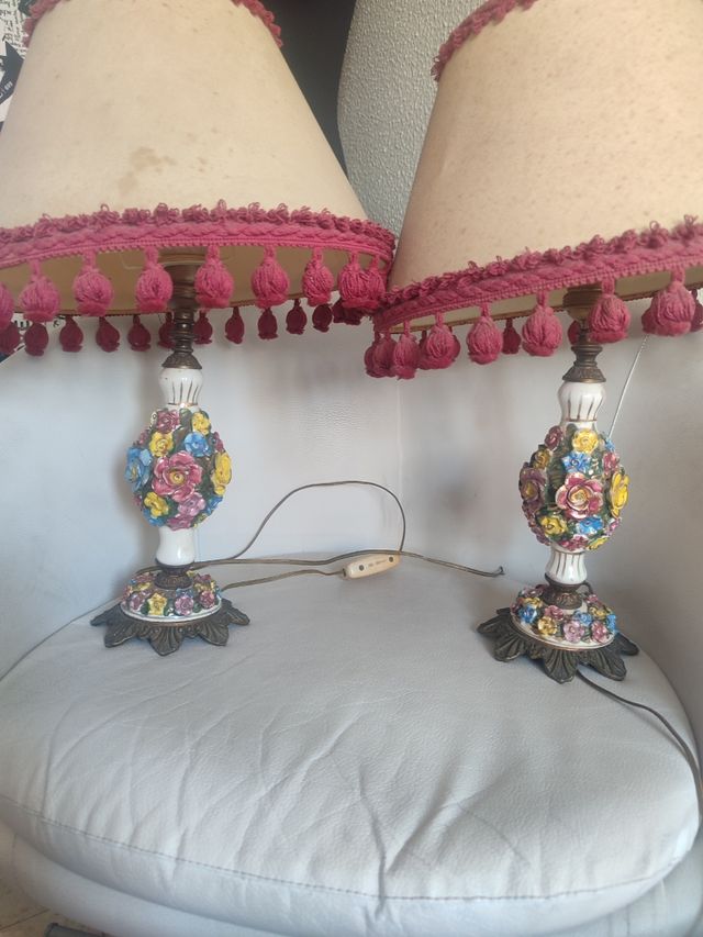 Conjunto Lámparas de techo y mesitas de noche