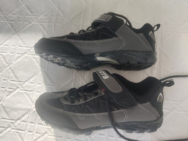 Zapatillas DTB con calas. NUEVAS