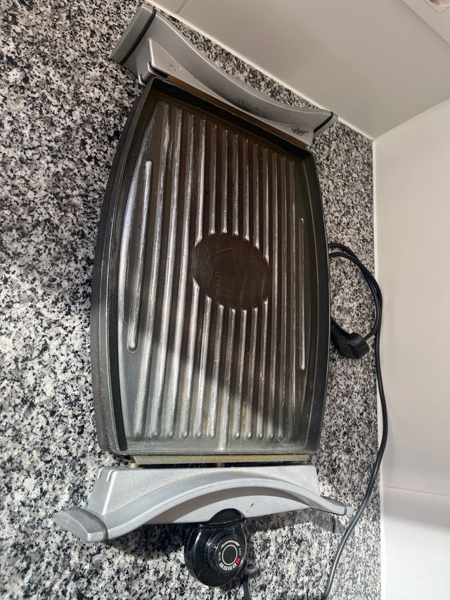 Plancha de asar eléctrica