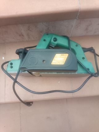 Cepilladora Eléctrica Verde