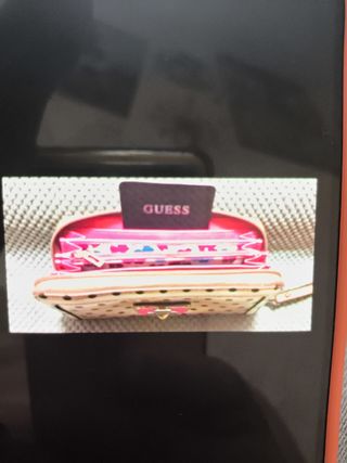 Monedero Guess Dorado Lunares