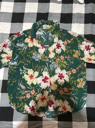 Camisa Hawaiana Verde Estampada