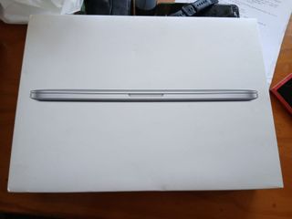 MacBook Pro 13 2015 i5 8GB RAM raton apple 