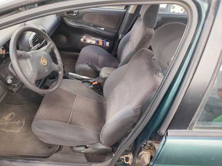Chrysler Neon 2001
