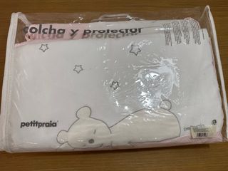 Colcha, protector y cambiador Petit Praia oso rosa