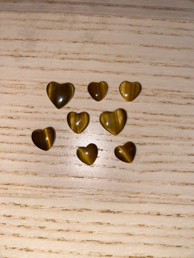 8 Corazones Ojo de Tigre