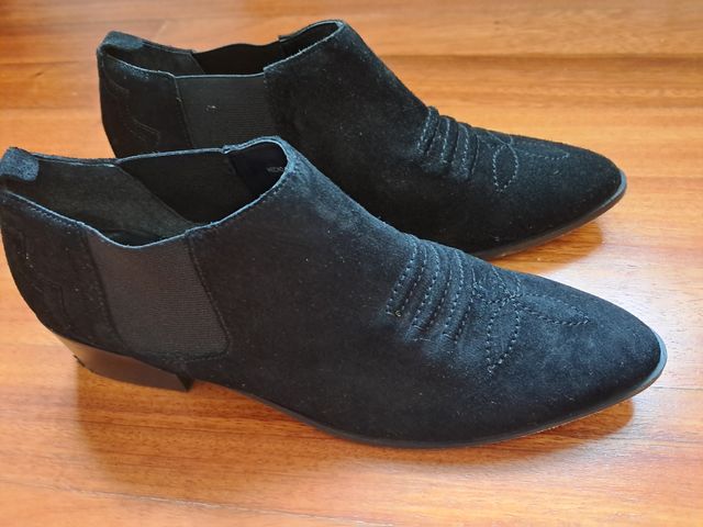Botines negros mujer