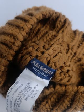 Gorro de lana marrón para invierno