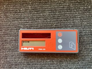 Livella laser Hilti PMC 36