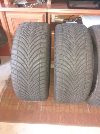  4 Neumáticos Kumho Solus 4S HA32 235/40 ZR18 95Y.