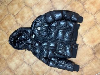 Chaqueta Moncler Negra Brillante